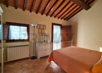 Camera / camera da letto - Semi-detached house Via Camporbiano
 
1, Gambassi Terme - photo 34