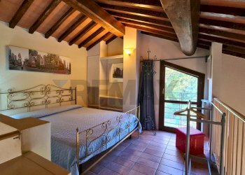 Camera / camera da letto - Semi-detached house Via Camporbiano
 
1, Gambassi Terme - photo 38