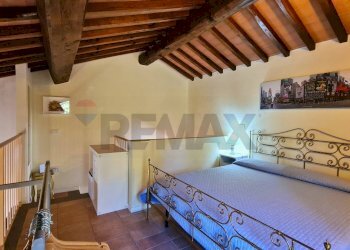 Camera / camera da letto - Semi-detached house Via Camporbiano
 
1, Gambassi Terme - photo 42