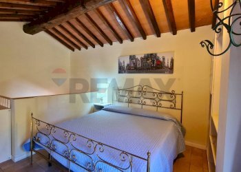 Camera / camera da letto - Semi-detached house Via Camporbiano
 
1, Gambassi Terme - photo 43