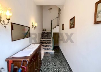 Scale - Independent house Via Corrado Corti
 
44, Capraia e Limite - photo 7