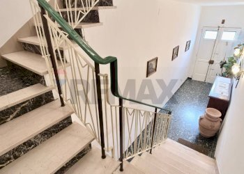 Scale - Independent house Via Corrado Corti
 
44, Capraia e Limite - photo 9