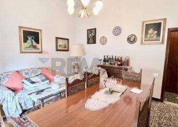 Sala da pranzo - Independent house Via Corrado Corti
 
44, Capraia e Limite - photo 13