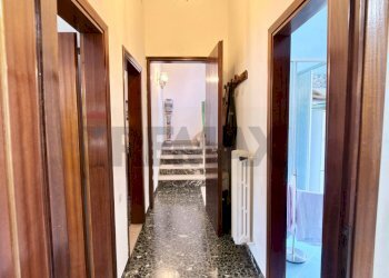 Hall / corridoio - Independent house Via Corrado Corti
 
44, Capraia e Limite - photo 22