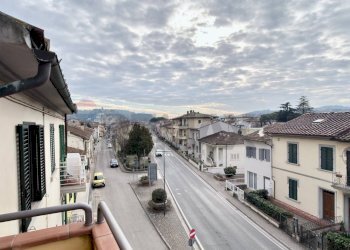 Edificio all\'aperto - Independent house Via Corrado Corti
 
44, Capraia e Limite - photo 34