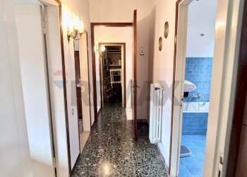 Hall / corridoio - Independent house Via Corrado Corti
 
44, Capraia e Limite - photo 39