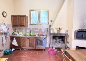 Cucina - Independent house Via Corrado Corti
 
44, Capraia e Limite - photo 47