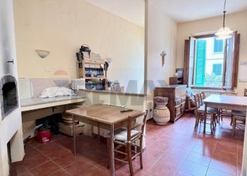 Sala da pranzo - Independent house Via Corrado Corti
 
44, Capraia e Limite - photo 53