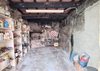 Dispensa di stoccaggio - Independent house Via Corrado Corti
 
44, Capraia e Limite - photo 58