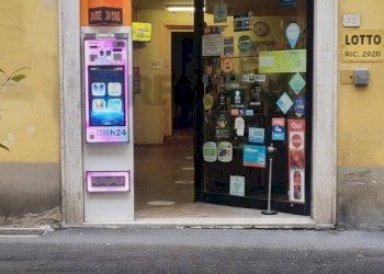 Edificio all\'aperto - Commercial Activity Borgo Garibaldi
 
23/25, Certaldo - photo 1