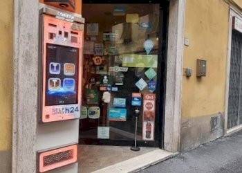 Edificio all\'aperto - Commercial Activity Borgo Garibaldi
 
23/25, Certaldo - photo 2