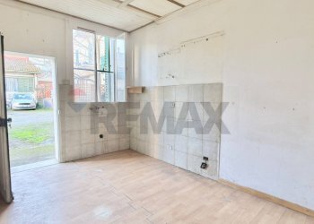 Stanza vuota - Semi-detached house Via Tripoli
 
59, Empoli - photo 5