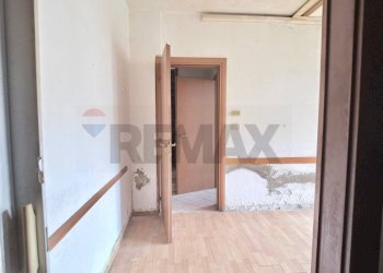 Hall / corridoio - Semi-detached house Via Tripoli
 
59, Empoli - photo 8