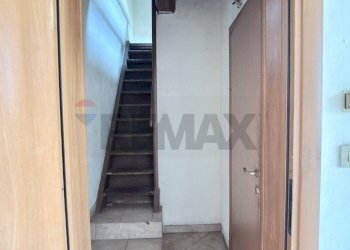 Scale - Semi-detached house Via Tripoli
 
59, Empoli - photo 9