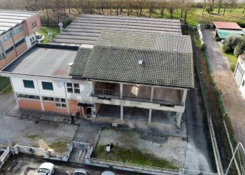 esterno - Capannone Cerreto Guidi - foto 9