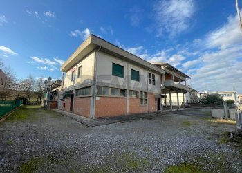 esterno - Capannone Cerreto Guidi - foto 11