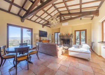 Sala da pranzo - Villa Via Monte Topino
 
40, Sutri - foto 1