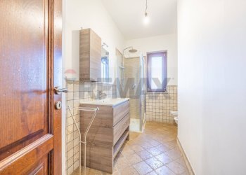 Bagno - Villa Via Monte Topino
 
40, Sutri - foto 20