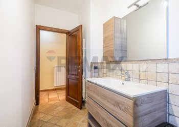 Bagno - Villa Via Monte Topino
 
40, Sutri - foto 21