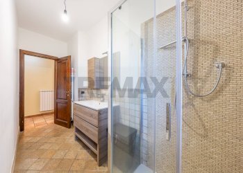 Bagno - Villa Via Monte Topino
 
40, Sutri - foto 22
