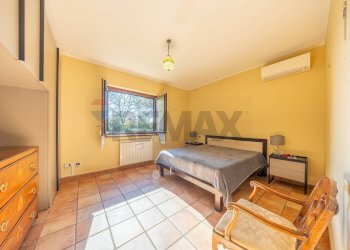 Camera / camera da letto - Villa Via Monte Topino
 
40, Sutri - foto 50