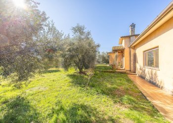 Giardino - Villa Via Monte Topino
 
40, Sutri - foto 76