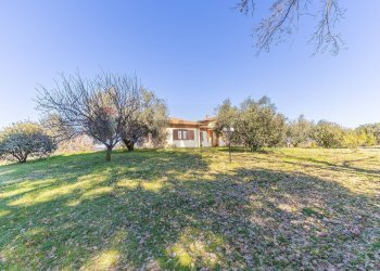 Giardino - Villa Via Monte Topino
 
40, Sutri - foto 81