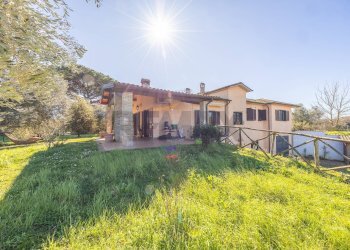 Casa all\'aperto - Villa Via Monte Topino
 
40, Sutri - foto 111