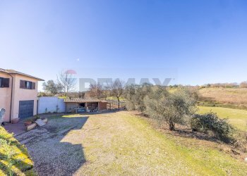 Giardino - Villa Via Monte Topino
 
40, Sutri - foto 112