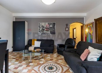 Soggiorno - Trilocale Via Tommaso Grossi
 
4, Erba - foto 6