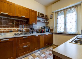 Cucina - Trilocale Via Tommaso Grossi
 
4, Erba - foto 14