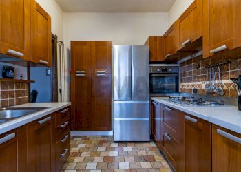 Cucina - Trilocale Via Tommaso Grossi
 
4, Erba - foto 16