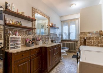 Bagno - Trilocale Via Tommaso Grossi
 
4, Erba - foto 20