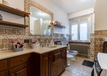 Bagno - Trilocale Via Tommaso Grossi
 
4, Erba - foto 21