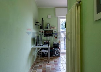 Camera / camera da letto - Trilocale Via Tommaso Grossi
 
4, Erba - foto 24