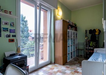 Balcone - Trilocale Via Tommaso Grossi
 
4, Erba - foto 25