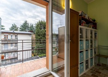 Balcone - Trilocale Via Tommaso Grossi
 
4, Erba - foto 28