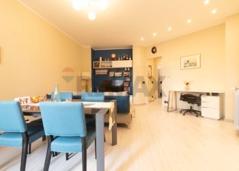 Sala da pranzo - Bilocale Via Luigi De Andreis
 
13, Milano - foto 5