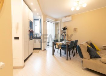 Sala da pranzo - Bilocale Via Luigi De Andreis
 
13, Milano - foto 9