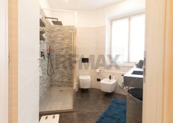 Bagno - Bilocale Via Luigi De Andreis
 
13, Milano - foto 17