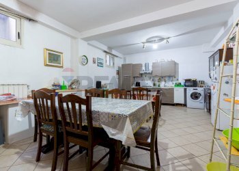 Sala da pranzo - Villa via Aosta
 
6, Mascalucia - foto 8