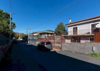 Casa all\'aperto - Villa via Aosta
 
6, Mascalucia - foto 21