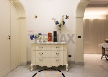 Hall / corridoio - Appartamento Via Padova
 
30, Catania - foto 8