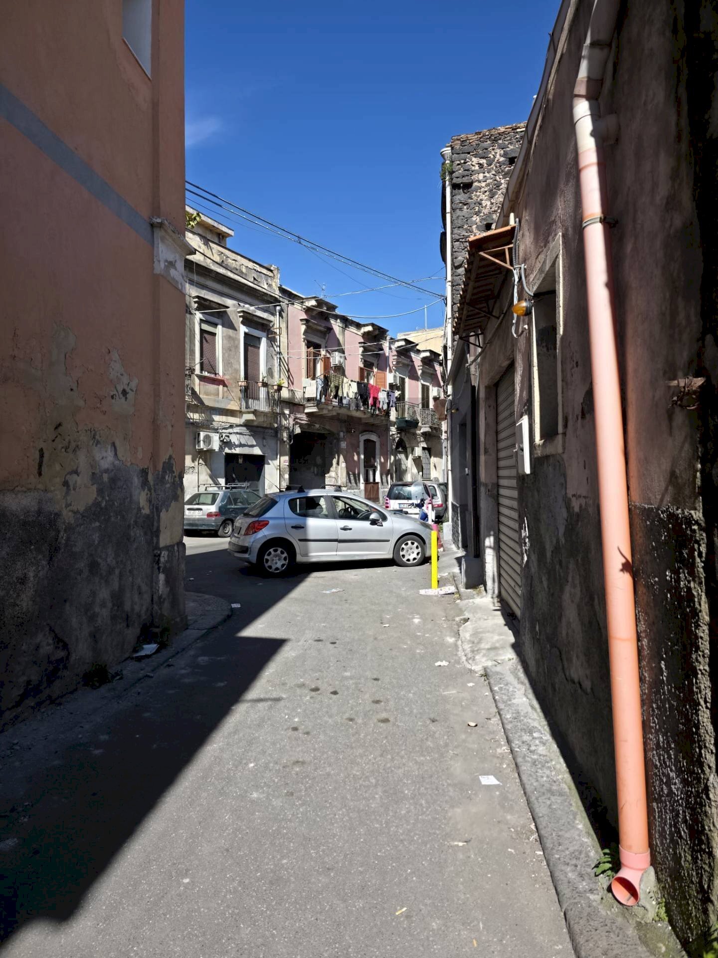 Edificio all\'aperto - Casa indipendente via mongiovi'
 
5, Catania - foto 2