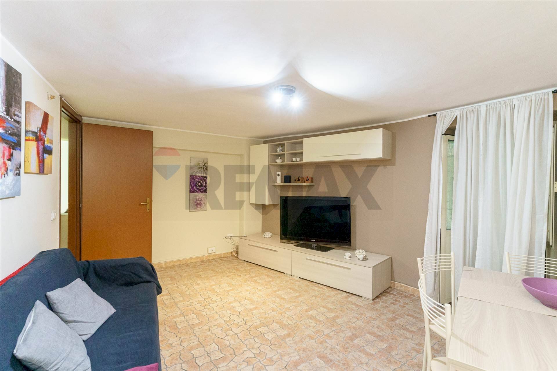 Soggiorno - Trilocale via Verona
 
62, Catania - foto 1