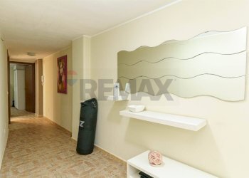 Hall / corridoio - Trilocale via Verona
 
62, Catania - foto 7