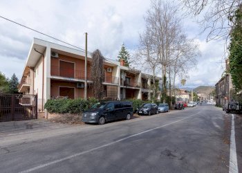 Casa all\'aperto - Quadrilocale via giuseppe garibaldi
 
33, San Giovanni la Punta - foto 19