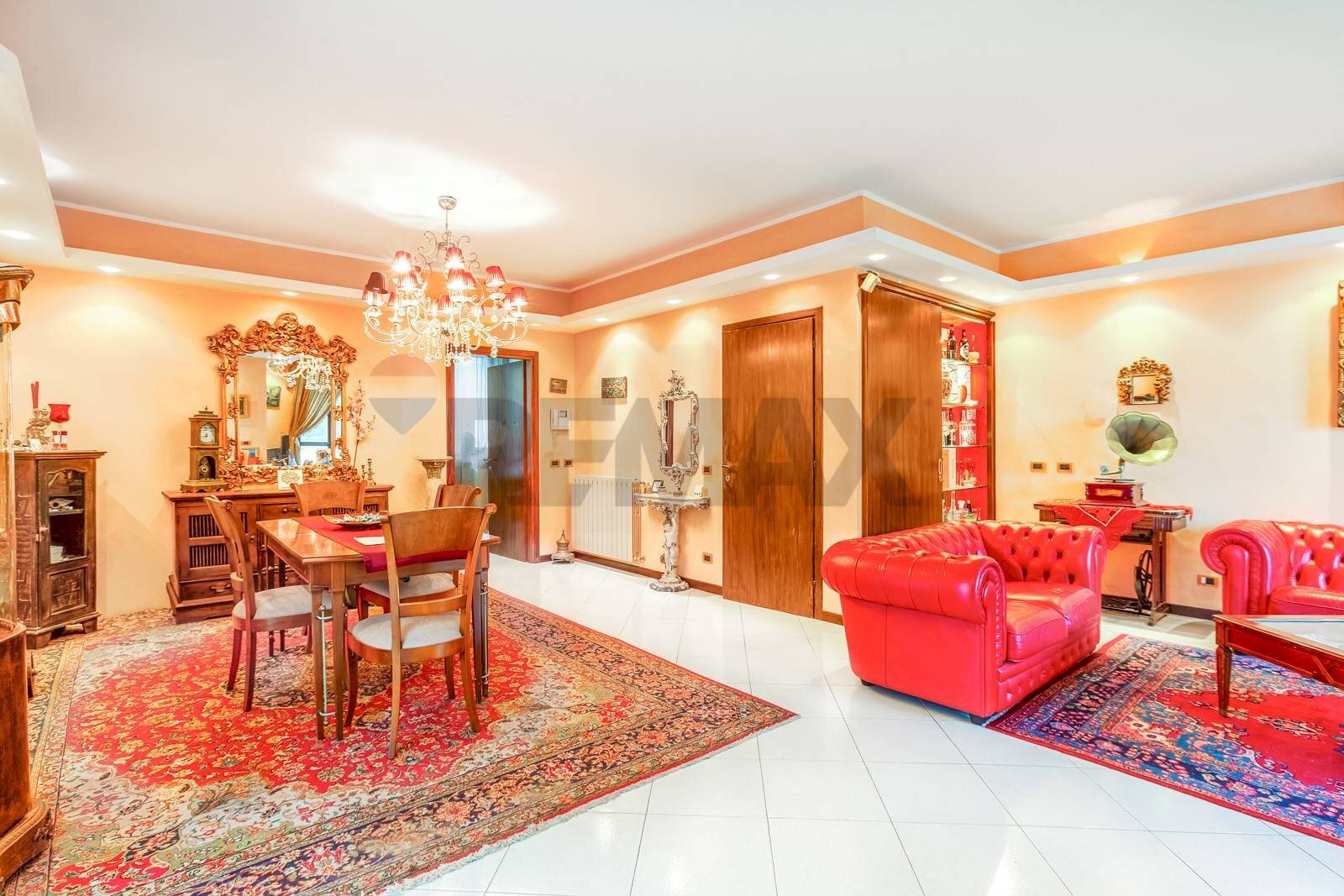 Sala da pranzo - Villa Via Grazia Deledda
 
24, Casaletto Lodigiano - foto 1