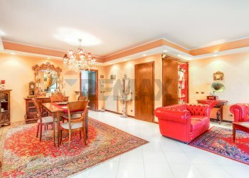 Sala da pranzo - Villa Via Grazia Deledda
 
24, Casaletto Lodigiano - foto 1