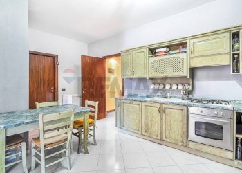 Cucina - Villa Via Grazia Deledda
 
24, Casaletto Lodigiano - foto 7